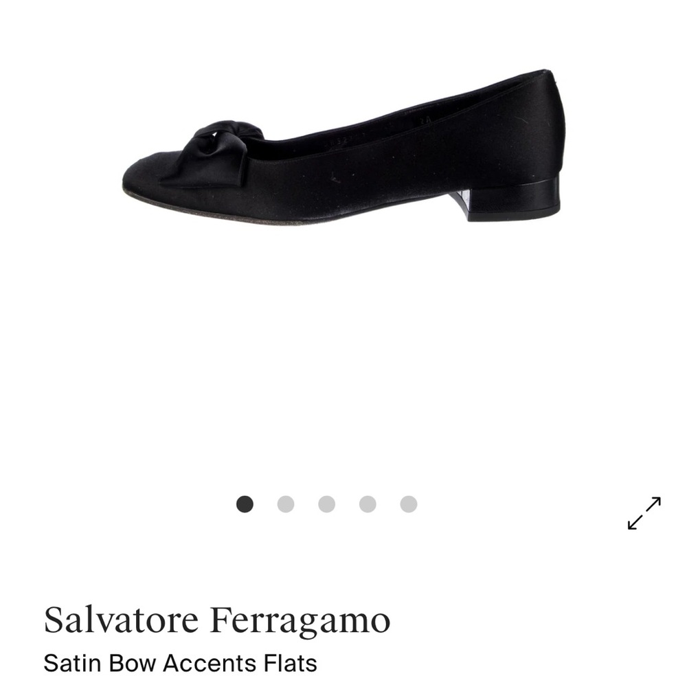 Salvatore Ferragamo Black Flats with Bow - Picture 3 of 8